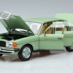 Mercedes 200 W123 Vihreä Norev 1:18