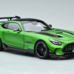 Mercedes AMG GT C190 Black Series Green Hell Magno Rajoitettu Erä Norev 1:18