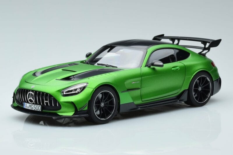 Mercedes AMG GT C190 Black Series Green Hell Magno Rajoitettu Erä Norev 1:18