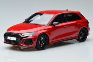 Audi RS3 8Y Sportback Punainen GT Spirit 1:18