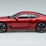 Bentley Bentley Continental GT Karkkinpunainen Norev 1:18 1:18 Metalli