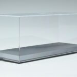 MCG Vitriini MCG 1:18 1:18 Metalli