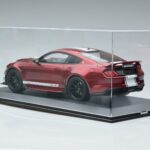 MCG Vitriini MCG 1:18 1:18 Metalli