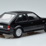 Opel Opel Kadett D GTE Viistoperä Musta MCG 1:18 1:18 Metalli