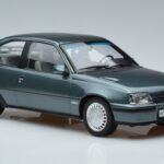 Opel Opel Kadett E GSi Sininen Metallic Norev 1:18 1:18 Metalli