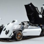 Pagani Pagani Zonda HP Barchetta Hiilikuitu Valkoinen LCD 1:18 1:18 Metalli
