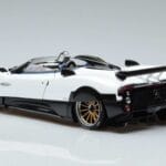 Pagani Pagani Zonda HP Barchetta Hiilikuitu Valkoinen LCD 1:18 1:18 Metalli