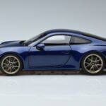 Porsche Porsche 911 992 GT3 Touring-paketti Sininen Metallic Norev 1:18 1:18 Metalli