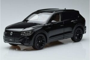 Volkswagen Touareg CR Musta FAW 1:18