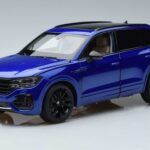 Volkswagen Volkswagen Touareg CR Sininen FAW 1:18 1:18 Metalli