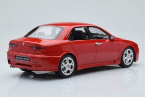 Alfa Romeo 156 GTA Punainen Otto 1:18 OT1017 Hartsi — kuva 2 / 6