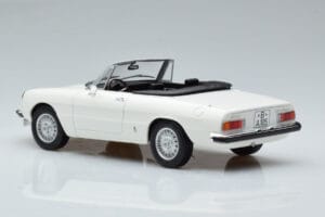 Alfa Romeo 2000 Spider Valkoinen Norev 1:18 187882 Metalli — kuva 6 / 7