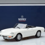 Alfa Romeo 2000 Spider Valkoinen Norev 1:18 - image 7 of 7