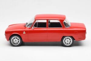 Alfa Romeo Giulia Nuova Super Punainen Custom Wheels MCG 1:18 MCG18333 Metalli — kuva 3 / 6