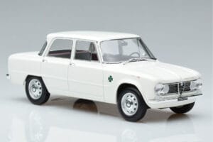 Alfa Romeo Giulia Ti Super Norev 1:18 187970 Metalli — kuva 4 / 6