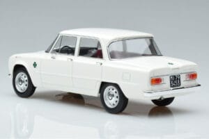 Alfa Romeo Giulia Ti Super Norev 1:18 187970 Metalli — kuva 5 / 6