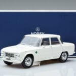 Alfa Romeo Giulia Ti Super Norev 1:18 187970 Metalli - image 6 of 6