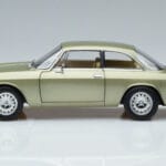 Alfa Romeo GTV 2000 Vihreä Rajoitettu Erä Norev 1:18 187913 Metalli - image 4 of 7