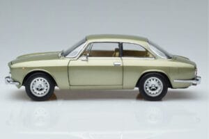 Alfa Romeo GTV 2000 Vihreä Rajoitettu Erä Norev 1:18 187913 Metalli — kuva 4 / 7