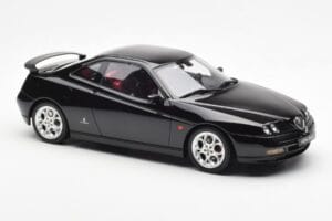 Alfa Romeo GTV V6 916 Musta Otto 1:18 OT1057 Hartsi — kuva 4 / 6