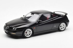 Alfa Romeo GTV V6 916 Musta Otto 1:18 OT1057