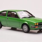 Alfa Romeo Alfasud Sprint Vihreä Otto 1:18 - image 4 of 6