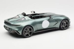 Aston Martin V12 Speedster Vihreä Metallic GT Spirit 1:18 GT906 Hartsi — kuva 2 / 6