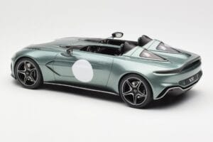 Aston Martin V12 Speedster Vihreä Metallic GT Spirit 1:18 GT906 Hartsi — kuva 5 / 6
