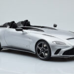 Aston Martin V12 Speedster Hopea GT Spirit 1:18 - image 4 of 6