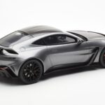 Aston Martin V12 Vantage Magnetic Hopea GT Spirit 1:18 GT443 - image 2 of 6