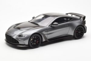 Aston Martin V12 Vantage Magnetic Hopea GT Spirit 1:18 GT443