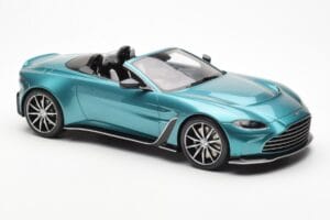 Aston Martin V12 Vantage Roadster Tayos Turkoosi Vihreä GT Spirit 1:18 GT445 Hartsi — kuva 4 / 6