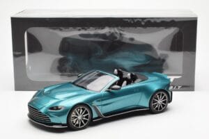 Aston Martin V12 Vantage Roadster Tayos Turkoosi Vihreä GT Spirit 1:18 GT445 Hartsi — kuva 6 / 6