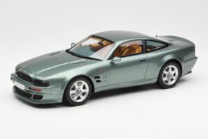 Aston Martin V8 Vantage Vihreä GT Spirit 1:18 GT345