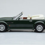 Aston Martin V8 Vantage Volante Vihreä GT Spirit 1:18 - image 3 of 6