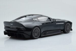 Aston Martin Victor Musta GT Spirit 1:18 GT428 Hartsi — kuva 2 / 6