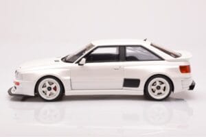 Audi 80 B4 Coupe RS2 Prior Design Valkoinen Otto 1:18 OT913 Hartsi — kuva 3 / 6