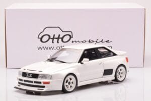 Audi 80 B4 Coupe RS2 Prior Design Valkoinen Otto 1:18 OT913 Hartsi — kuva 6 / 6