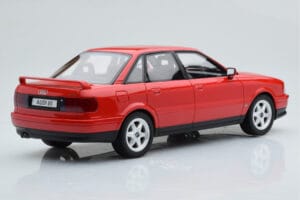 Audi 80 B4 Quattro Competition Laser Punainen Otto 1:18 OT355 Hartsi — kuva 2 / 6