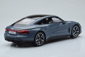 Audi E-Tron GT Harmaa GT Spirit 1:18 GT393 Hartsi — kuva 2 / 6