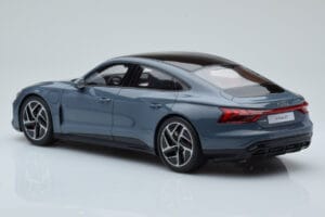 Audi E-Tron GT Harmaa GT Spirit 1:18 GT393 Hartsi — kuva 5 / 6