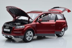 Audi Q7 4L Granaatinpunainen Kyosho 1:18 09222R Metalli — kuva 2 / 8