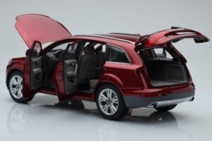 Audi Q7 4L Granaatinpunainen Kyosho 1:18 09222R Metalli — kuva 5 / 8