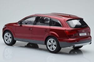 Audi Q7 4L Granaatinpunainen Kyosho 1:18 09222R Metalli — kuva 7 / 8