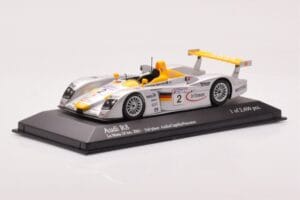 Audi R8 Infineon #2 L. Aiello / R. Capello / Pescatori 2nd Place 24 Hours of Le Mans 2001 Minichamps 1:43 400011202 Metalli — kuva 2 / 4