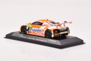 Audi R8 LMS #24 Kfzteile24 APR Motorsport L. Vanthoor / C. Stoll ADAC GT Masters 2016 Minichamps 1:43 437161124 Metalli — kuva 3 / 4