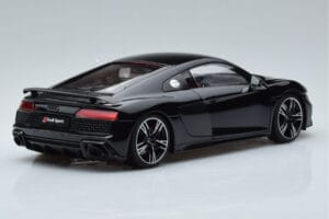 Audi R8 Performance Musta Kengfai 1:18 VAKF-0353 Metalli — kuva 3 / 10