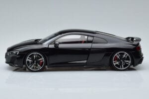 Audi R8 Performance Musta Kengfai 1:18 VAKF-0353 Metalli — kuva 5 / 10