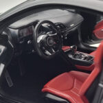 Audi R8 Performance Musta Kengfai 1:18 - image 8 of 10