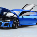 Audi R8 Performance Sininen Kengfai 1:18 - image 2 of 10